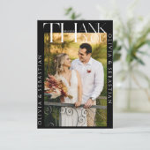 モダンタイポグラフィホワイトオーバーレイ結婚文字の写真 サンキューカード (スタンド正面)