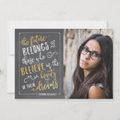 モダンタイポグラフィ写真の卒業発表 招待状 (正面)