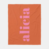 モダンタイポグラフィ名 |ピンクオレンジ フリースブランケット (正面)