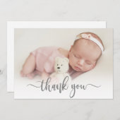 モダンタイポグラフィ生まれたばかりのベビー写真 サンキューカード (正面/裏面)