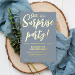 モダンダスティブルー21stサプライズ誕生日 箔招待状<br><div class="desc">金ゴールドがホッモダントしたホッエレガントトブルーの背景を取り上げた新しい大人のサプライズタイポグラフィパーティーの招待を紹介する手書きの誕生日文字は「shh！それはサプライズパーティーだ」と言う。ほこりっぽいモダンブルーのテーマエレガントパーティー、ボホパーティー、素朴なスタイルパーティーに最適。おカスタマイズ客様のパーティー情報を追加して、このテンプレートカード。</div>