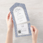 モダンダスティブルー&シルバーグリッター雪QRコード オールインワン招待状 (貼ってはがせる)
