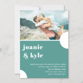 モダンティール（緑がかった色）タイポグラフィ結婚写真 マグネット招待状 (正面)