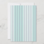 モダンティール（緑がかった色）ブルーグレイストライプビーチ結婚式 招待状 (裏面)