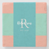モダンティール（緑がかった色）・ブルー・コーラルピンクファミリーモノグラム ストーンコースター (正面)