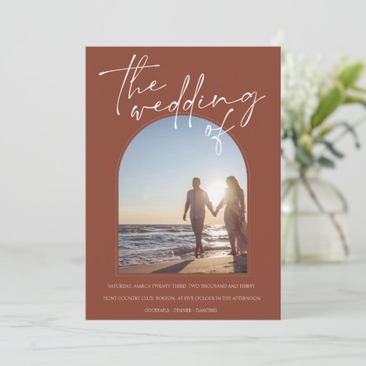 モダンテラコッタアーチイニシャル写真結婚の 招待状 (スタンド正面)