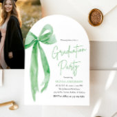 モダントレンディーエレガントグリーンボウ卒業式アーチ 招待状