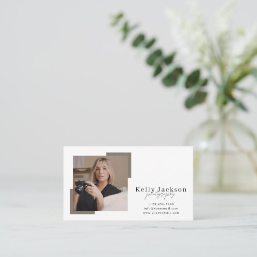 モダントレンディーシンプル4写真家 名刺 (スタンド正面)