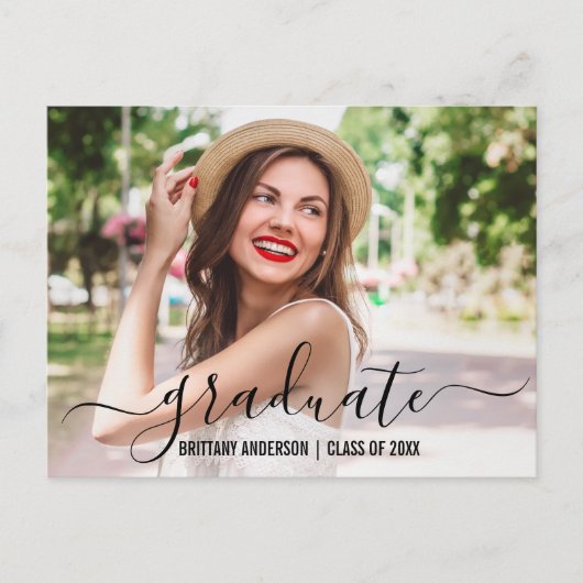 モダントレンディースクリプト卒業写真の発表 インビテーションポストカード (正面)