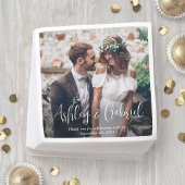 モダントレンディーホワイトスクリプトフォトオーバーレイ結婚ズ スタンダードカクテルナプキン