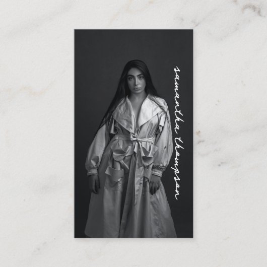 モダントレンディー台本プロフェッショナル撮影 名刺 (正面)