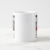 モダンハッピーバースデーパーソナライズされた写真 ジャンボコーヒーマグカップ (正面)