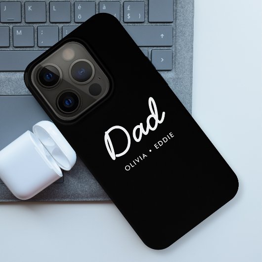 モダンパパ |キッズ名Father's Day Script Black iPhoneケース