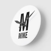 モダンパーソナライズされたモノグラムと名前 ラウンド壁時計 (傾斜)