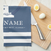 モダンパーソナライズされた航海のLight Houseボート名 キッチンタオル (四つ折り)