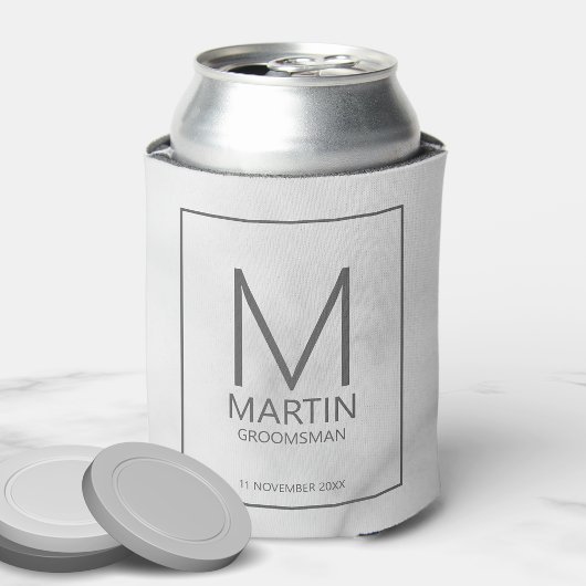 モダンパーソナライズされたMonogramとName Groomsmen 缶クーラー