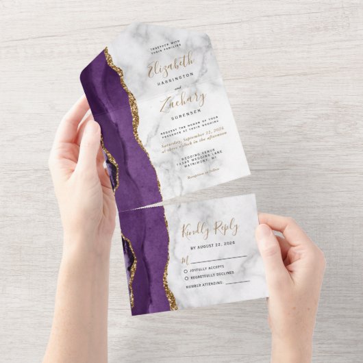 モダンパープルゴールドアゲート大理石結婚式 オールインワン招待状 (貼ってはがせる)
