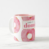 モダンピンクウォーターカラースイートライクドナッツ引用文 ツートーンマグカップ (正面左)