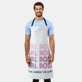 モダンピンクガールボス最高のガーリーギフト エプロン (着用した状態)