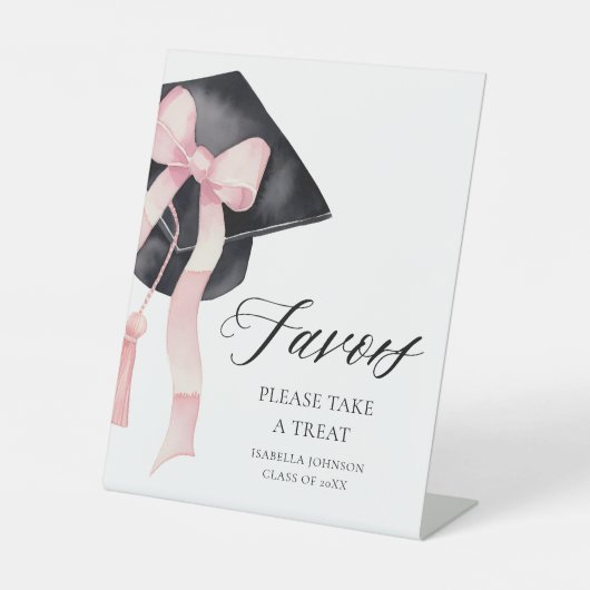 モダンピンクボウグラデーション付きキャップ卒業生の好意 台座サイン (正面)