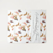 モダンピンクボヘミアンチック蝶の女の子ベビーシャワー タペストリー (正面(横))