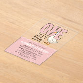 モダンピンクワン間抜けグース1歳パーティー アクリル招待状 (レイダウン)