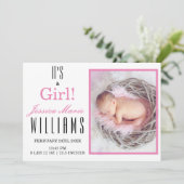 モダンピンク女の子!ベビー誕生発表 案内状 (スタンド正面)