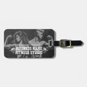 モダンフィットネストレーナーボディビルジムインストラクター ラゲッジタグ (正面横)