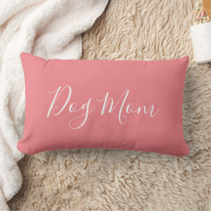 モダンフェミニンCoral Script Dog Mom ランバークッション