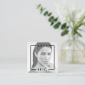 モダンフォトはっきりしたブラックタイポグラフィメイクアップアーティスト スクエア名刺 (スタンド正面)