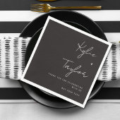 モダンフォントミュートされた黒いカップルの名結婚前 スタンダードカクテルナプキン