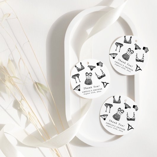 モダンブラシスクリプトランジェリー ブライダルシャワー フェイバータグ