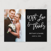 モダンブラシスクリプト ラブアンドサンクス ウェディング ブラック ポストカード (正面)