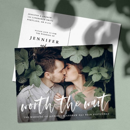 モダンブラシスクリプト ワースザウェイト 延期 案内ポストカード