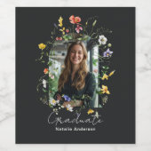 モダンブラックアーチの野の花の写真 大学卒業パーティー ワインラベル (シングルラベル)