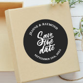 モダンブラックブラッシュレタリングの結婚式案内状 ラウンドシール