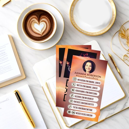 モダンプロフェッショナルのカスタムソーシャルメディアアイコンのリンク 名刺