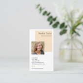 モダンプロフェッショナルロゴを追加実在する 名刺 (スタンド正面)