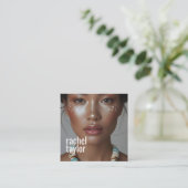 モダンプロフェッショナル撮影 スクエア名刺 (スタンド正面)