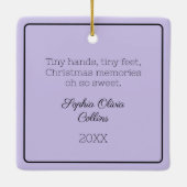 モダンベビーフォトクリスマスパープルスクリプト名 セラミックオーナメント (裏面)