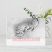 モダンベビーフォトシンプルスイートピンクのパネルオーバーレイ 案内状 (スタンド正面)