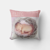 モダンベビー写真 |ピンクと白 |引用文 クッション (正面)
