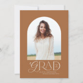 モダンベージュ幾何学写真アーチ卒業式annou 案内状 (正面)