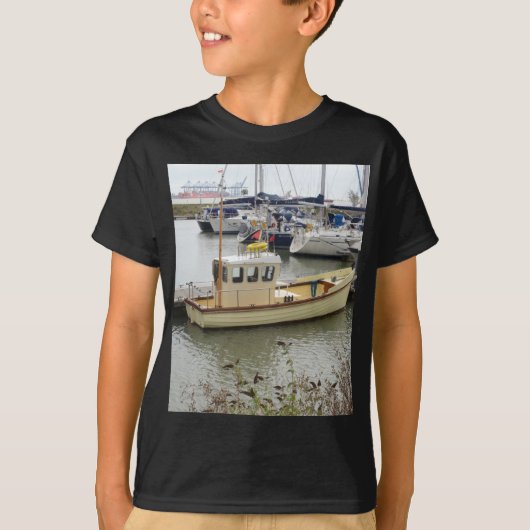 モダンボートの伝統的スタイル Tシャツ (正面)