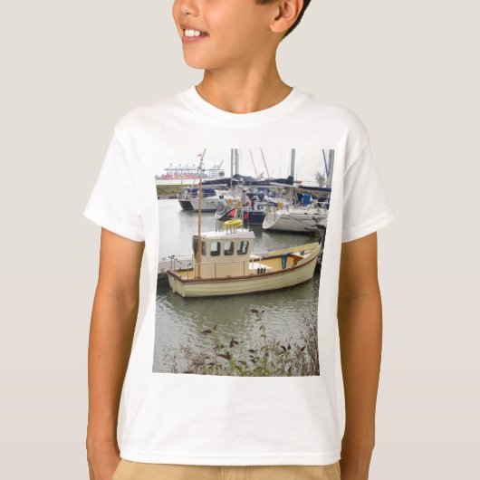 モダンボートの伝統的スタイル Tシャツ (正面)