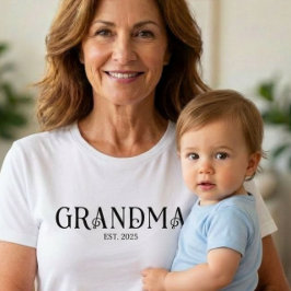 モダンボールドフォントでおばあちゃんを設立 Tシャツ