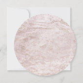 モダンマーブル in Mauve ローズゴールド サークル ウェディング 招待状 (裏面)