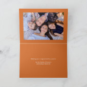 モダンミニマリスト オレンジ色の "ホーホーホー" フォト シーズンカード (内部)