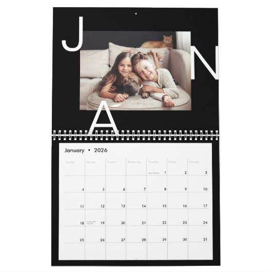 モダンミニマルはっきりしたLetters Family Photo Memories カレンダー (1月 2026)