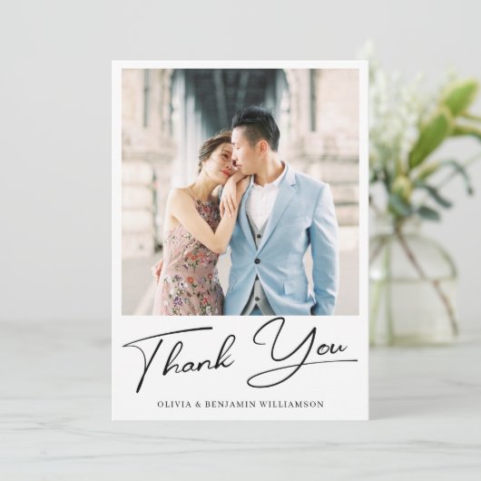 モダンミニマルエレガントスクリプ結婚ト写真 サンキューカード (スタンド正面)